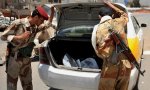 Yemeni-soldiers-search-a--008.jpg Yemeni-soldiers-search-a--008.jpg