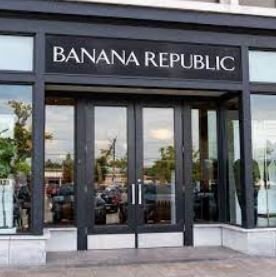 Banana Republic Storefront.JPG